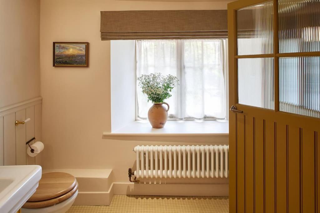 Dawn At The Sun Inn Felmersham, Our Signature Duplex Suite 샨브룩 외부 사진